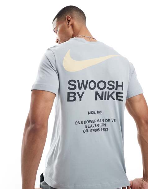 Nike - Club - T-shirt grigio chiaro con grafica del logo - view 1