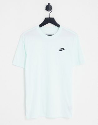 Nike Club t-shirt in barely green