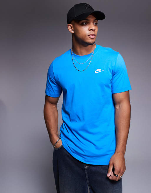 Nike Club t-shirt in blue