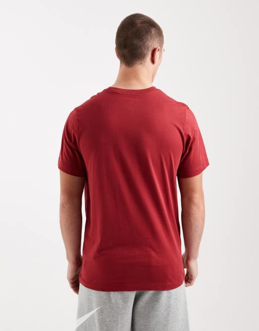 Nike - Club - T-shirt in bordeauxrood, 3 van 5