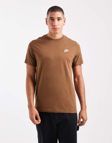 Nike Club t-shirt in brown