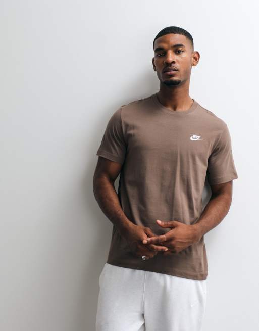 Nike Club t-shirt in brown, 5 of 5