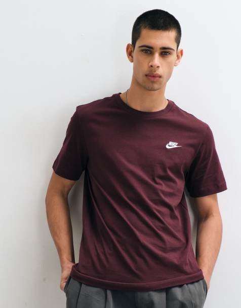Nike Club t-shirt in burgundy - view 1