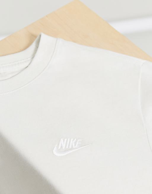 Cream nike 2025 t shirt