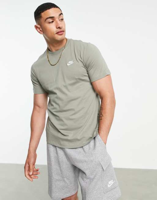 País de origen Oposición motivo Nike Club t-shirt in dusty khaki | ASOS