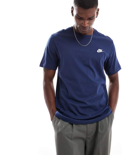 Nike – Club – T-Shirt in Marineblau - view 1