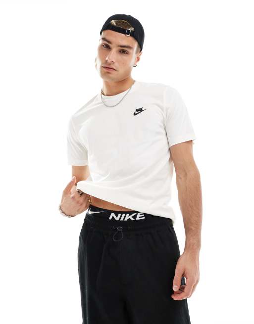 Nike Club t-shirt in off white