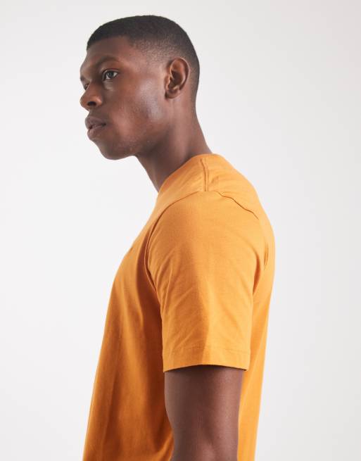 Nike Club t-shirt in orange , 4 of 5