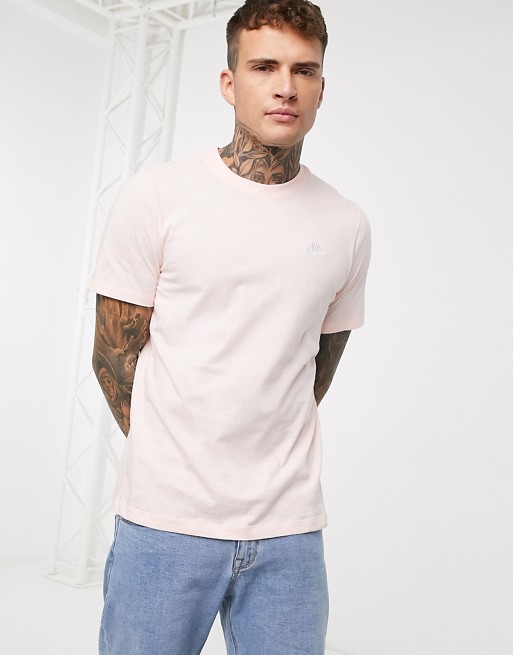 Nike Club t-shirt in pale pink