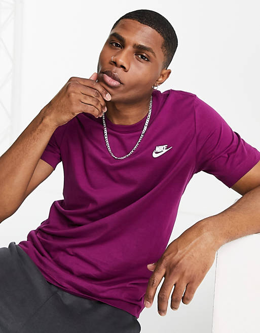  Nike Club t-shirt in sangria purple 