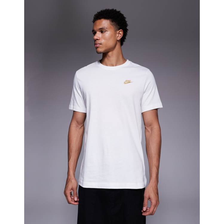 Nike Club T-shirt in white with gold logo | ASOS