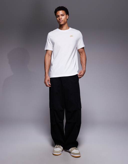 Nike Club T-shirt in white with gold logo, 2 of 5