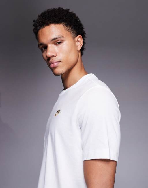 Nike Club T-shirt in white with gold logo, 4 of 5