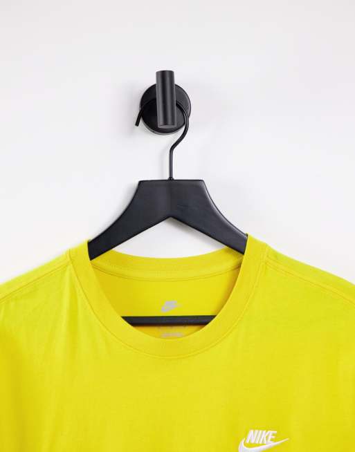 Nike t shirt jaune on sale