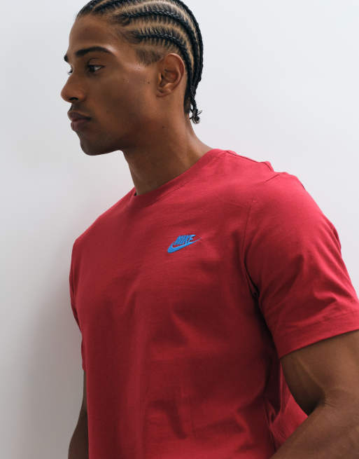 Nike Club t-shirt med logga på bröstet i rött, 5 av 5