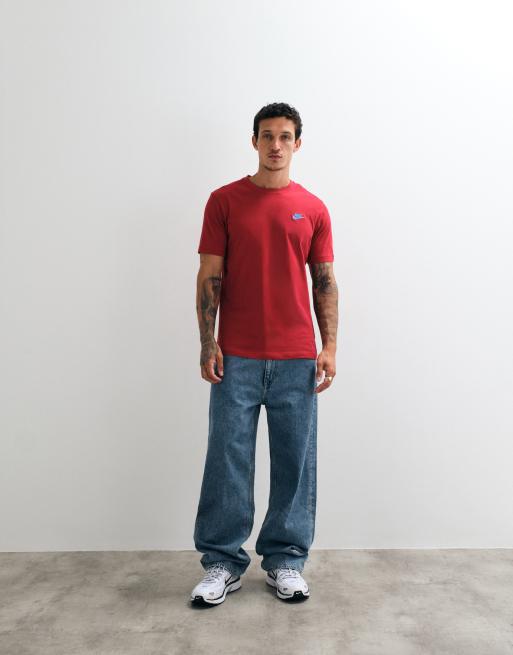 Nike Club T-shirt met logo op de borst in rood, 4 van 5