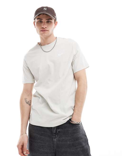 Nike Club - T-shirt - Taupe