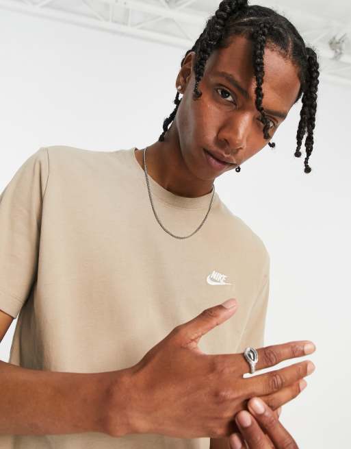 Nike Club – T-shirt w beżowym odcieniu khaki
