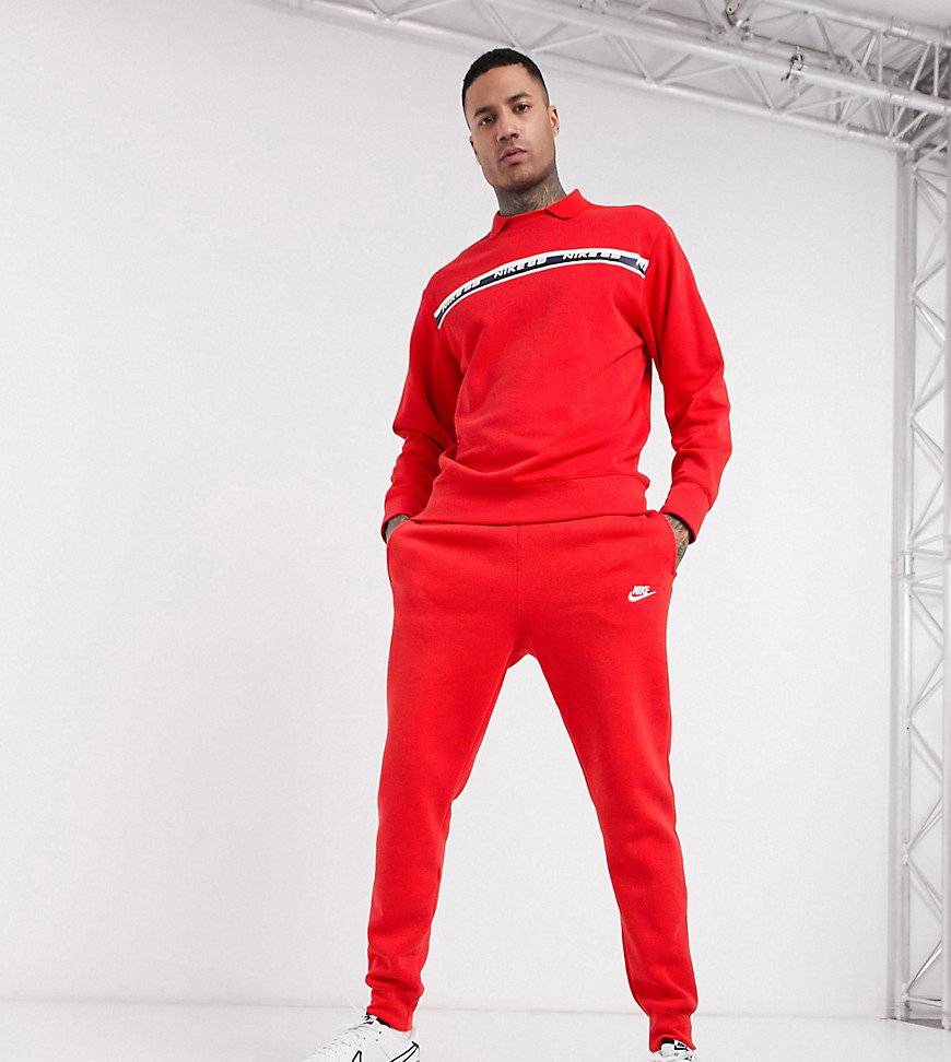 Nike Club Tall - Joggers rossi con fondo aderente-Rosso