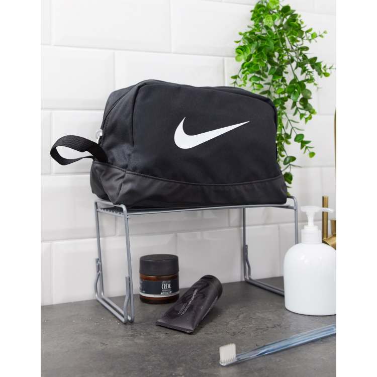 Nike club team store toiletry bag