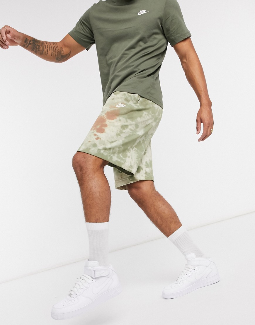Nike Club tie dye shorts in khaki-Green
