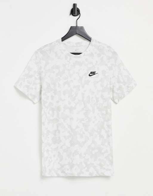 White nike store camo shirt