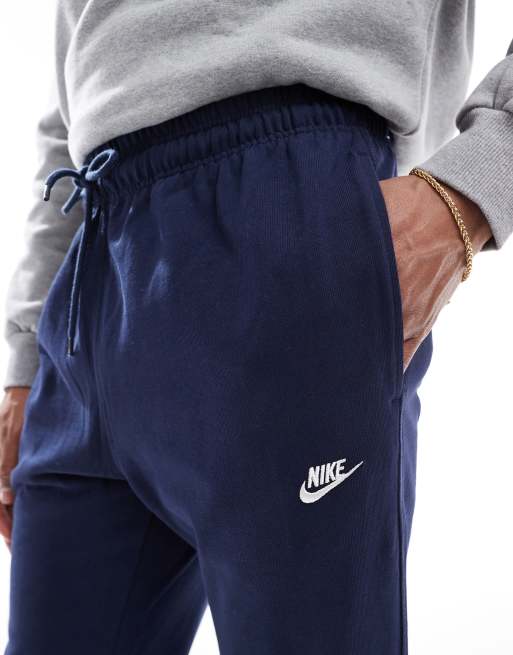 Nike Club trackies in dark navy , 3 of 5