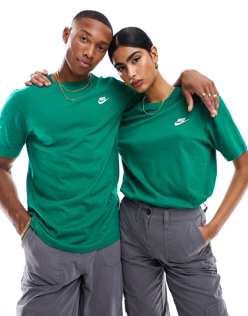 Nike Club Unisex T-shirt In Green