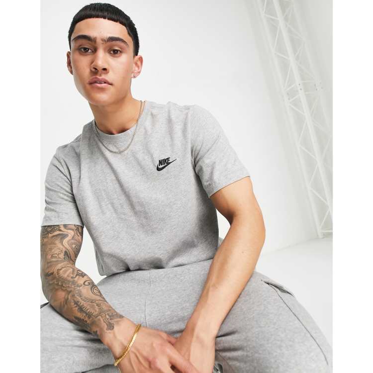 Nike club hot sale t shirt grey