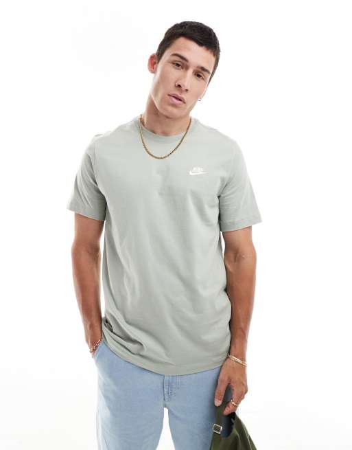 Nike Club unisex t shirt in olive