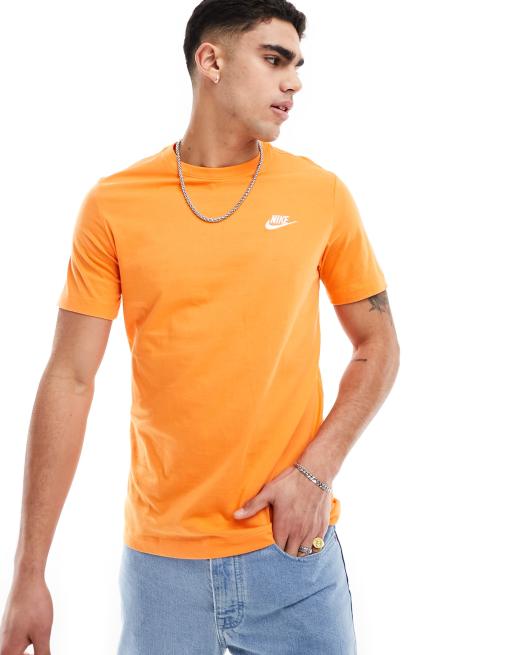 Nike club hot sale t shirt orange