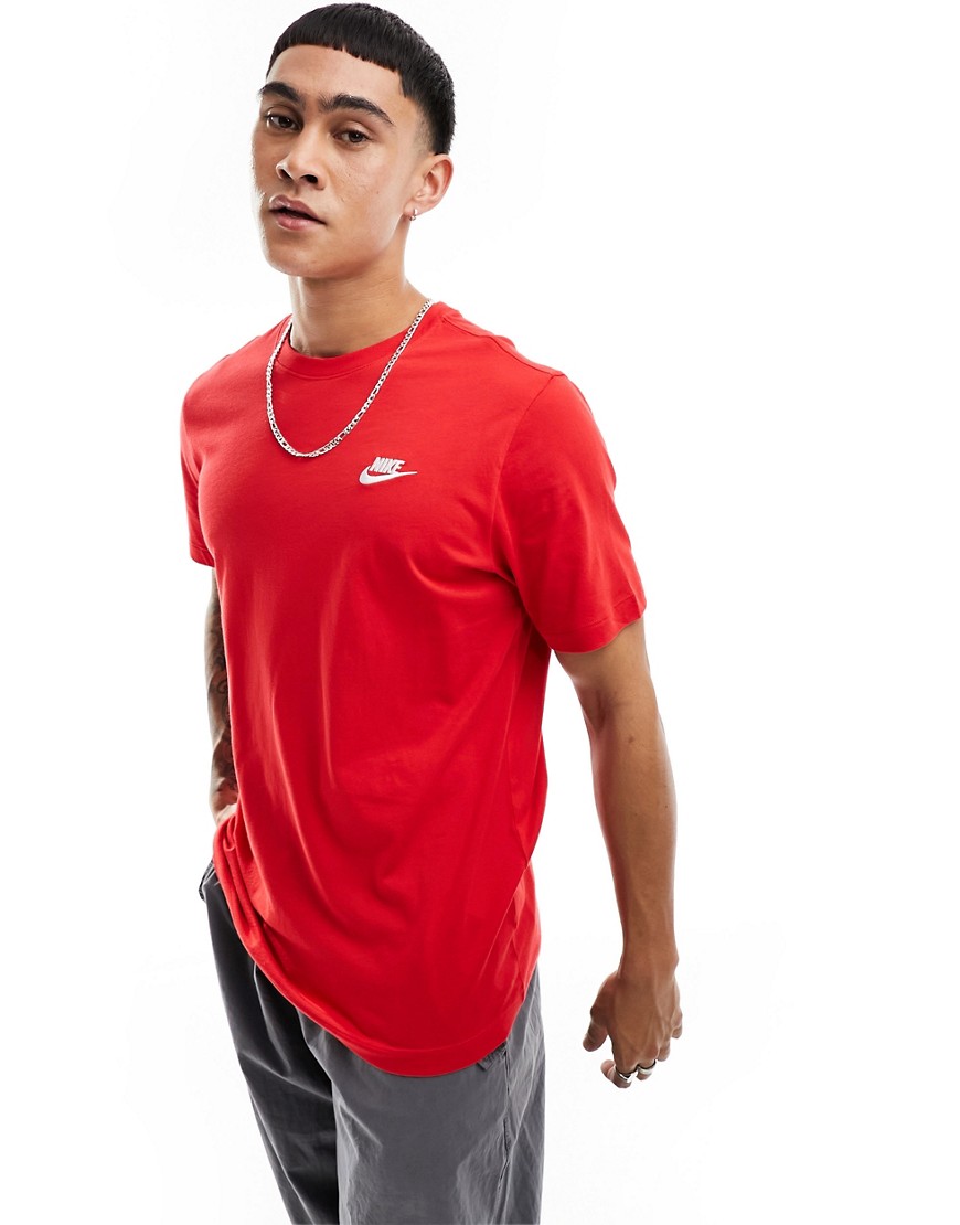 Nike Club unisex t-shirt in red