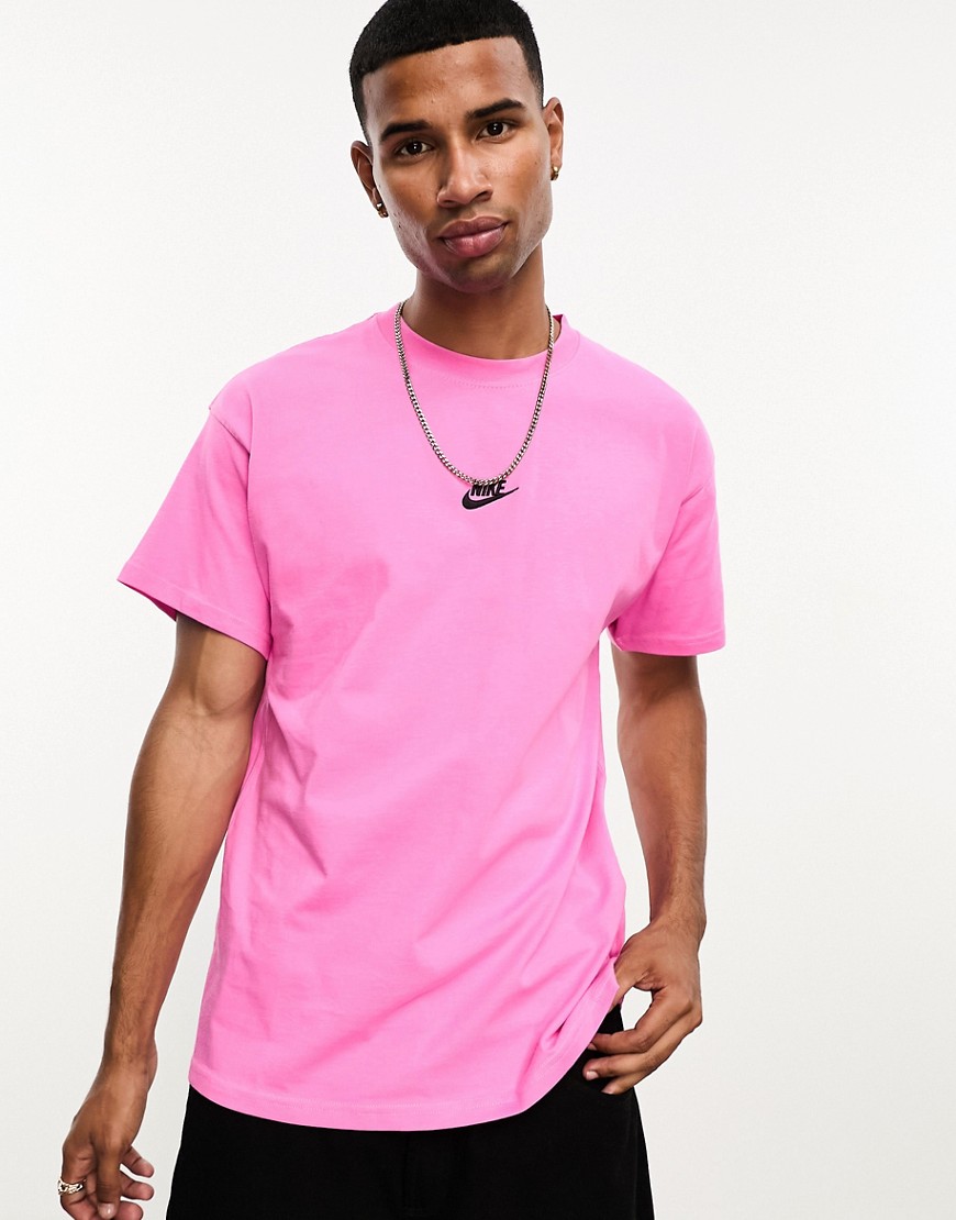 Nike Club Vignette t-shirt in bright pink
