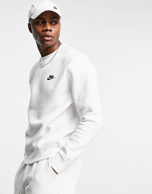 Nike – Club – Vit sweatshirt med rund halsringning