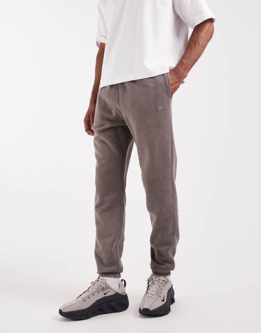Nike Club Wash cuffed sweatpants in gray , 2 of 5