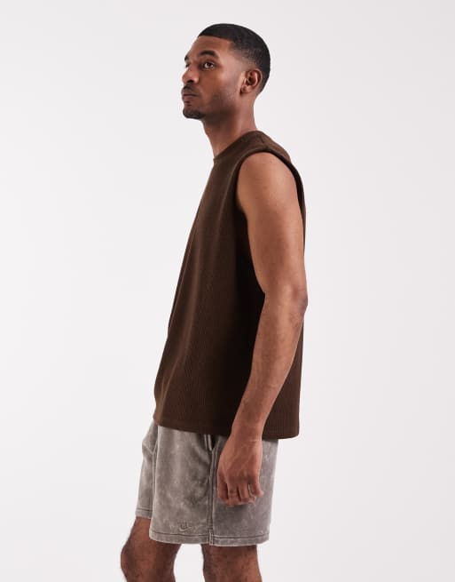 Nike Club Wash shorts in gray , 3 of 5
