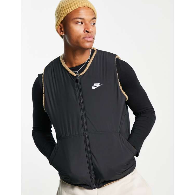 Nike Club Winter reversible gilet in dark driftwood/black | ASOS
