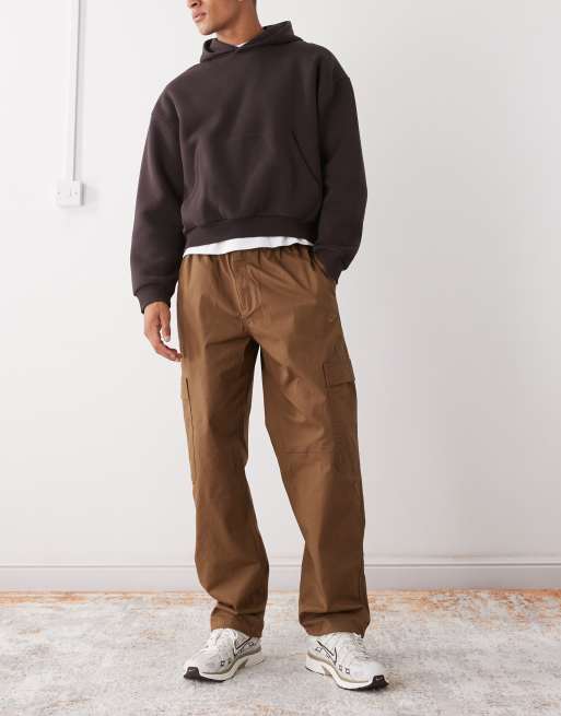 Nike Club woven cargo pants in brown | ASOS