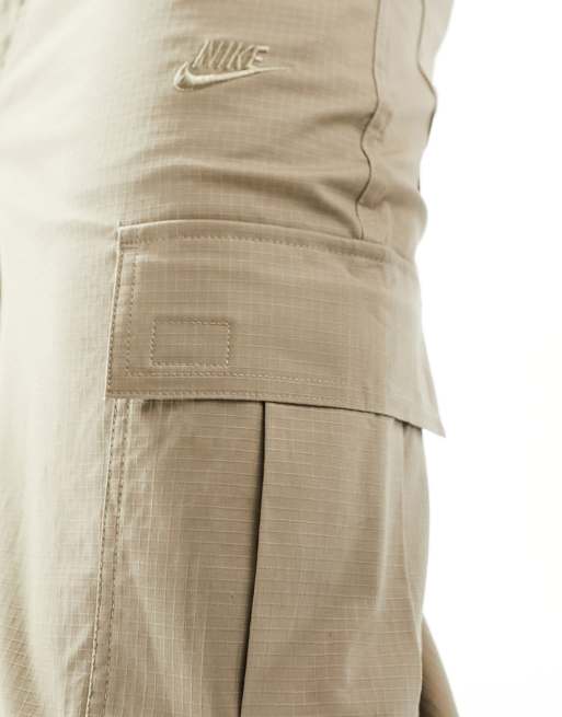 Nike Club woven cargo trousers in khaki