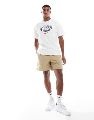 Nike Nike Club woven shorts in beige-Neutral