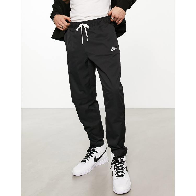 Nike best sale sweats tapered