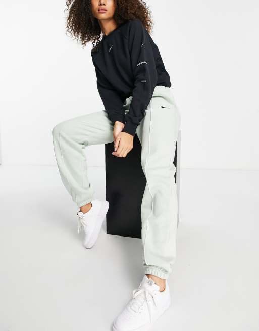 Nike Collection Fleece loose-fit cuffed sweatpants in dusty green , 2 of 4