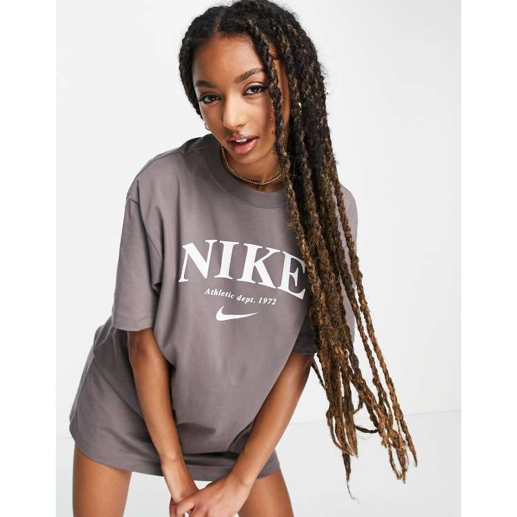 202372758-1-grey?$n_750w$&wid=