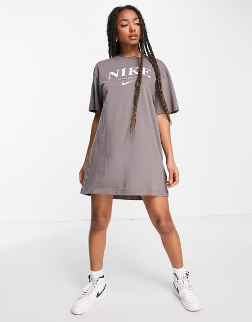 Nike Essential T-Shirt Dress in gray-Grey