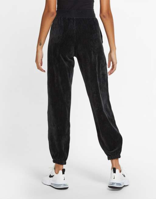 Nike cord joggers in black, 2 of 4