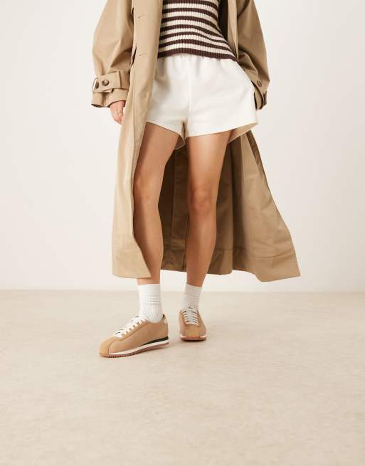 Nike Cortez Decon sneakers in beige, 3 of 5