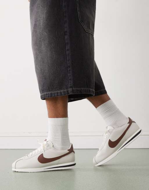Nike Cortez leather sneakers in light brown, 3 of 5