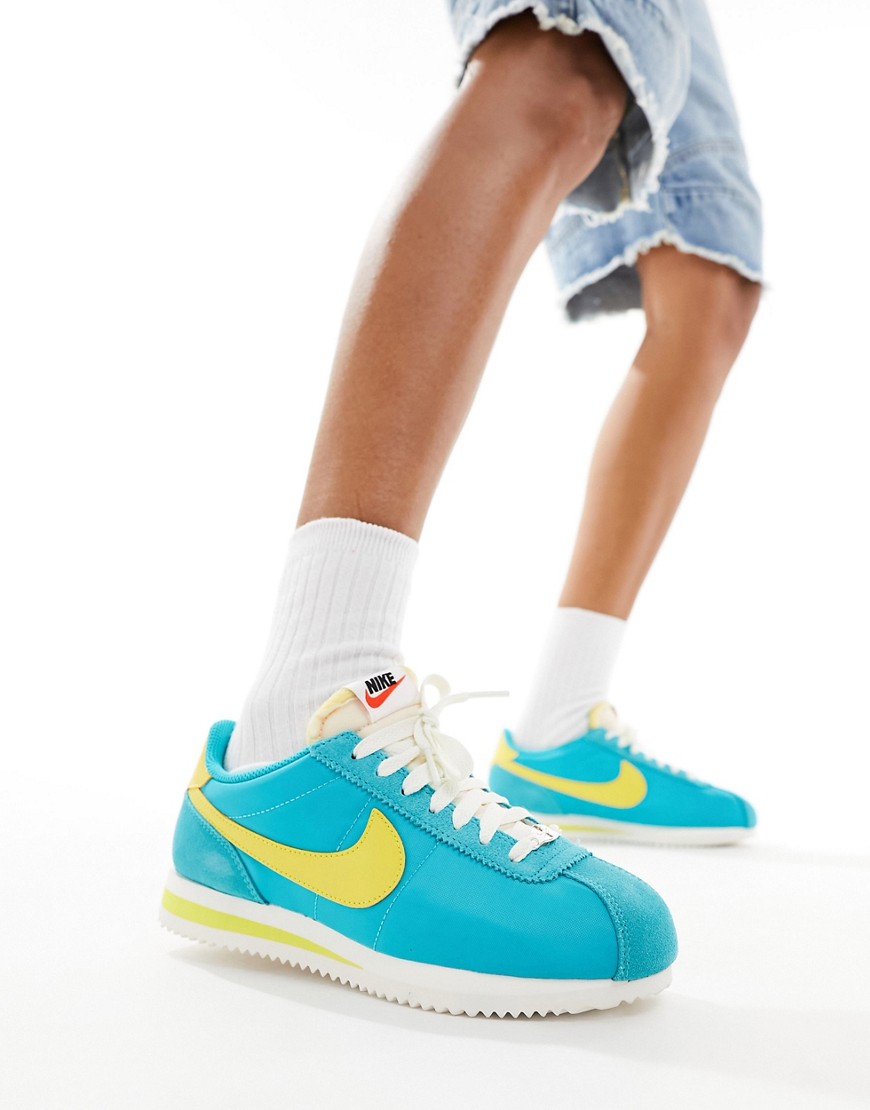 Nike Cortez leather unisex trainers in turquoise-Blue