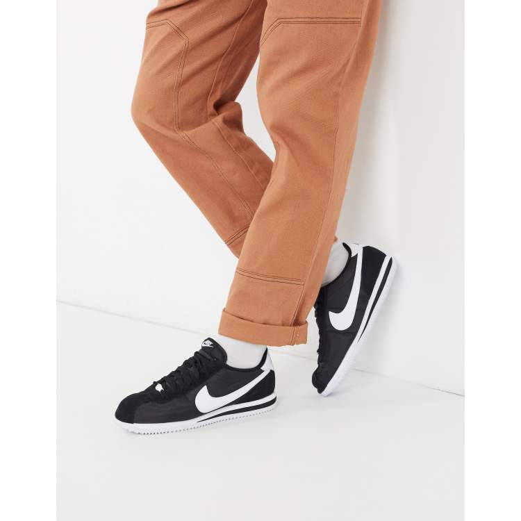 Nike cortez shop with skinny jeans