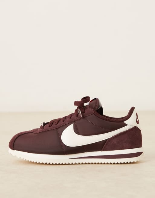 Nike Cortez nylon sneakers in burgundy, 2 of 5